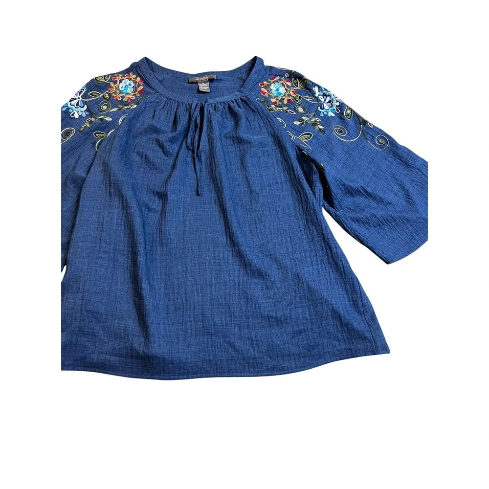 Olivia & Martin Womens 1X Blue Embroidered Floral Sequin Peasant Blouse Tie Neck - Picture 3 of 7